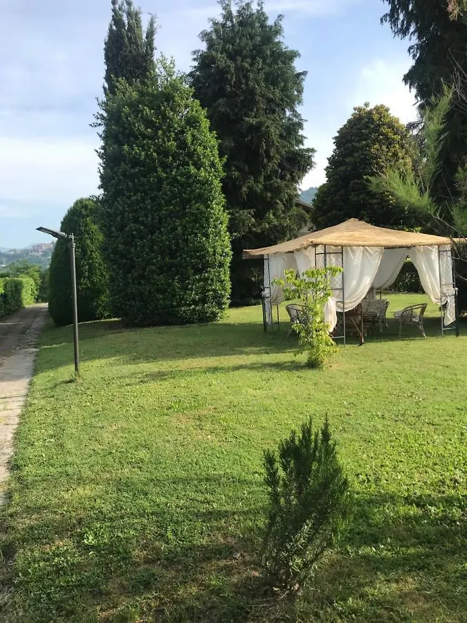 Appartamento Lussuoso 2 In Villa Riccardo Barga 0*,